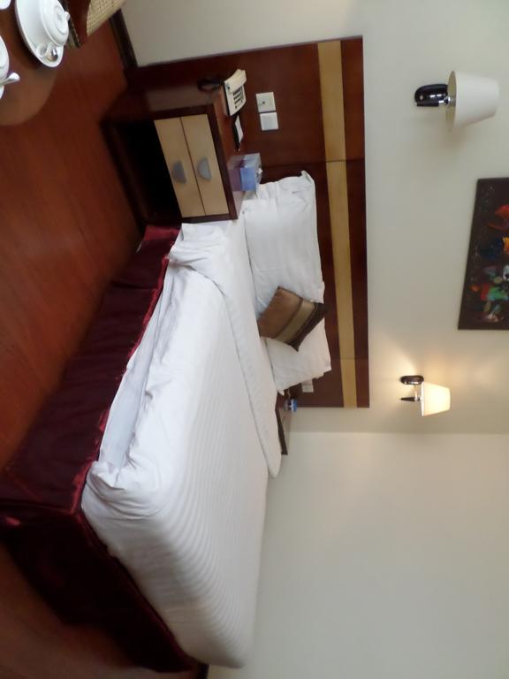 G.S Plaza Hotel Accra Eksteriør billede